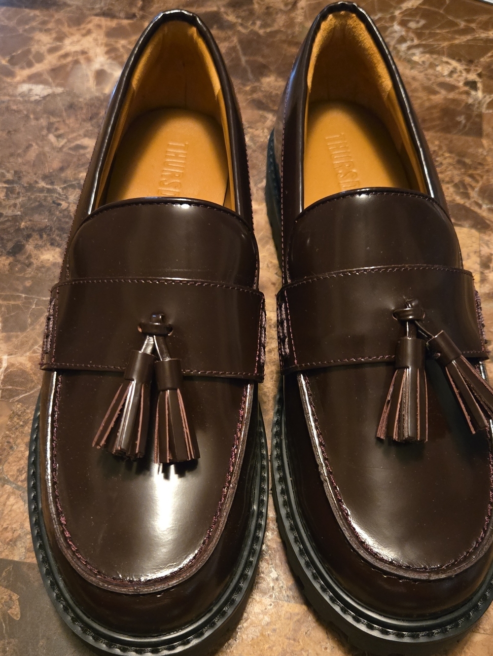 Thursday Boot Co. Women's Tasseled Loafer Brown size 8.5 Like New Condition
